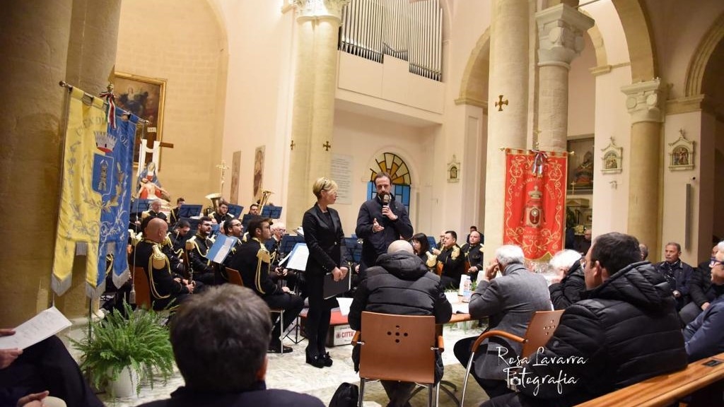 Concorso nazionale marce inedite della Passione - Mottola in un click!